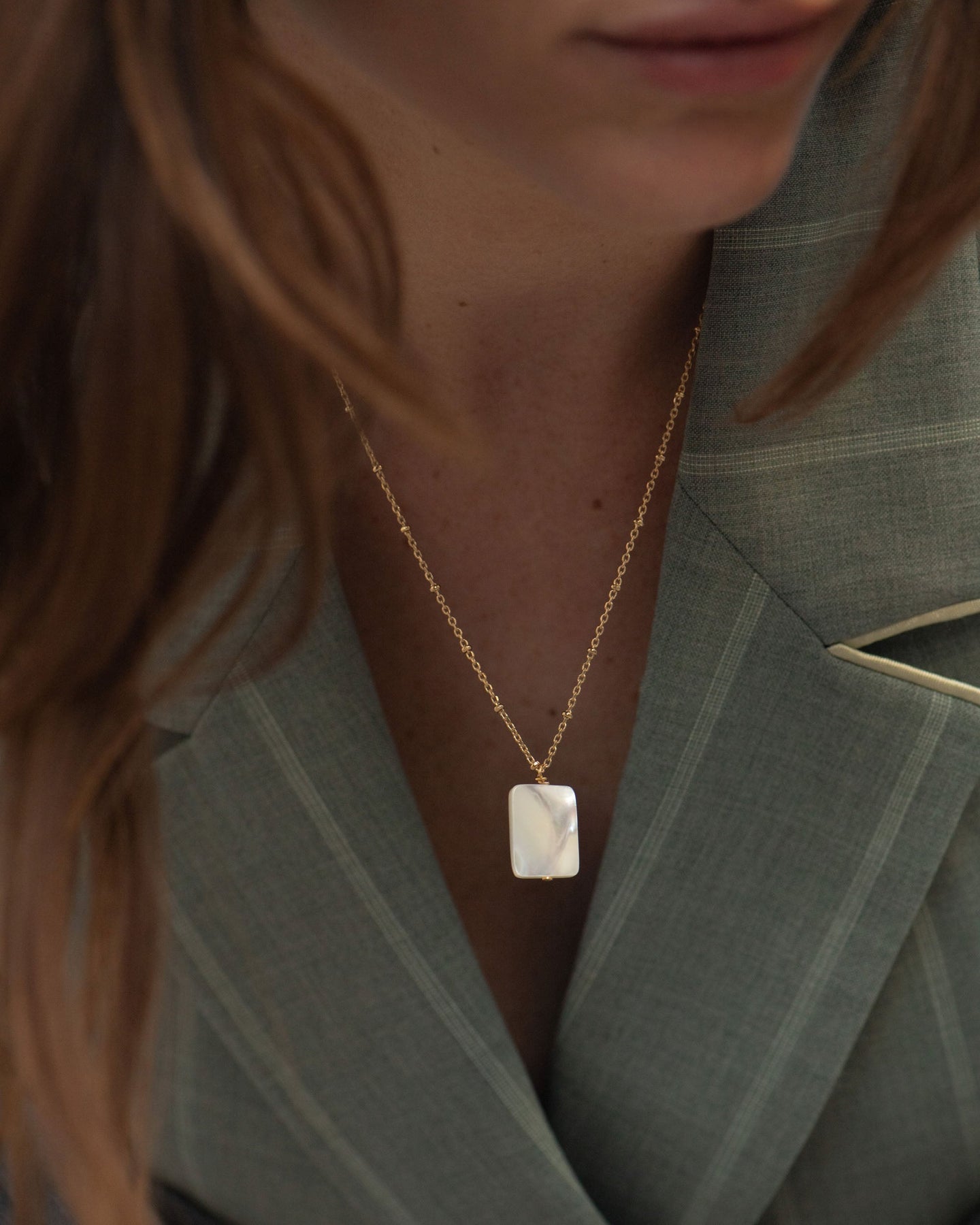 The Power of Subtlety: Why Minimal Jewelry Makes the Boldest Statement